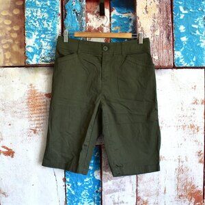 Women's Christopher & Banks Chino Shorts Stretch 10" Inseam SIZE 6 Olive/Green